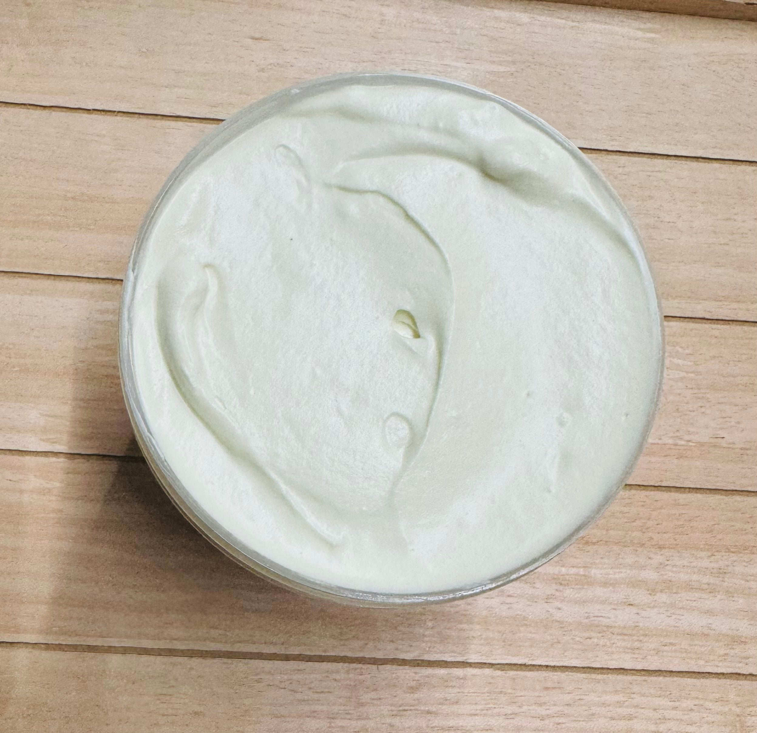 Whipped Shea Butter: A Nourishing Elixir for Your Skin's Happiness 🌿🧈